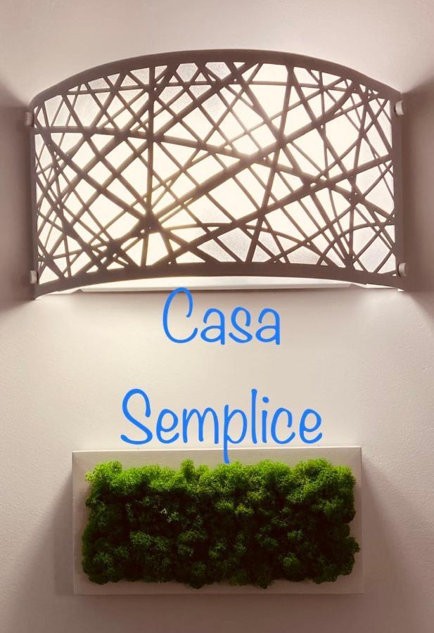 Casa Semplice Apartment Taranto Ngoại thất bức ảnh