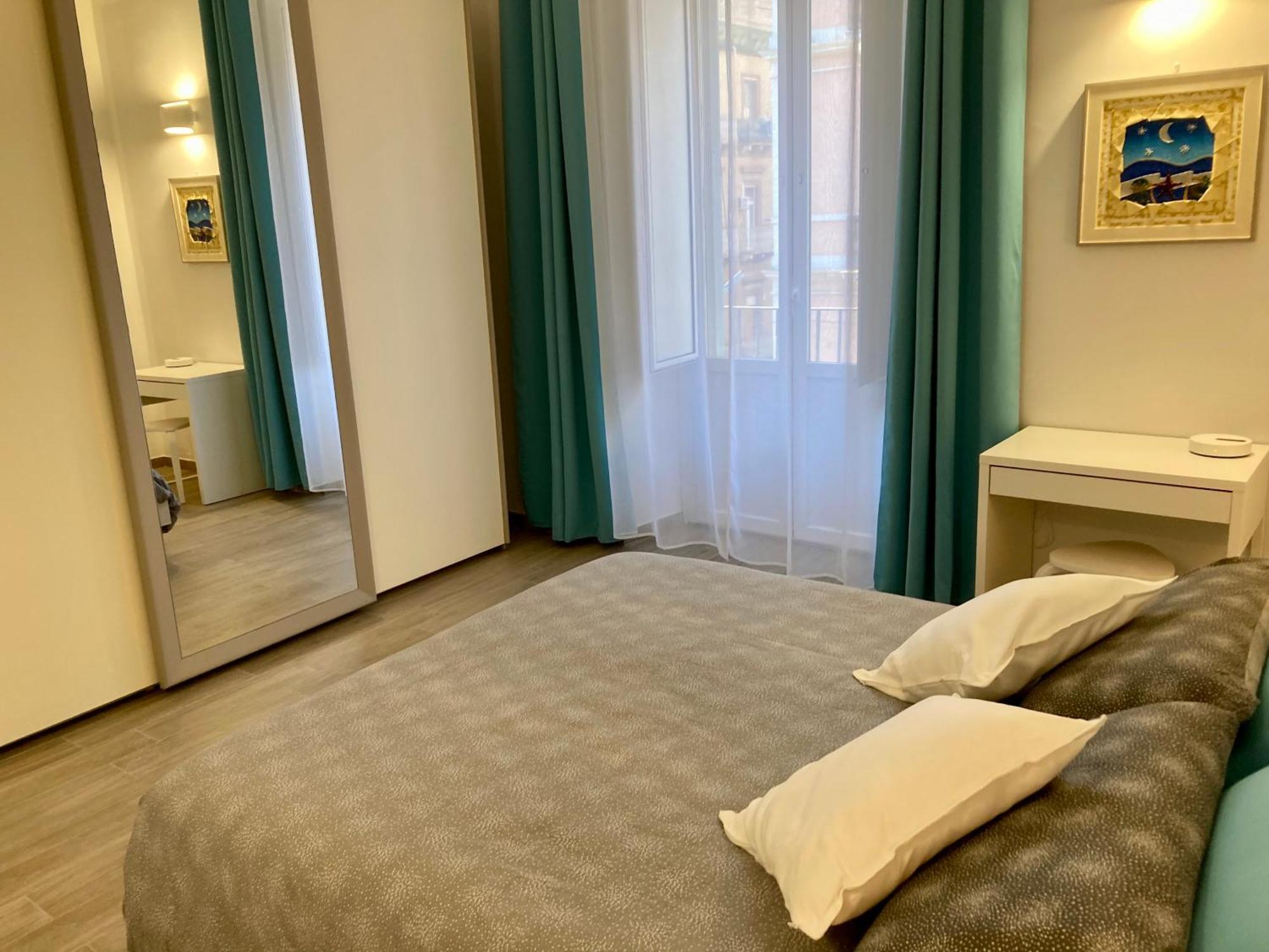 Casa Semplice Apartment Taranto Ngoại thất bức ảnh